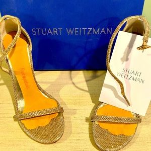 Stuart Weitzman gold Nudist Pumps - Wide With